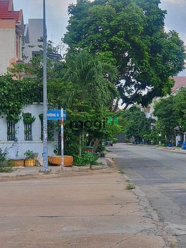 Hình ảnh TIN THẬT:Hẻm 5m,xe hơi tới của 4.35x12,xây 4 tầng Linh Đông,Thủ Đức