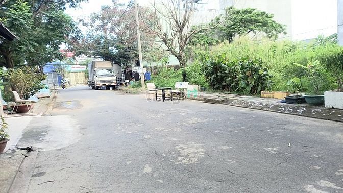 Hình ảnh Bán đất hẻm 1 xẹt đường trường lưu. P long trường .Tp thủ đức
