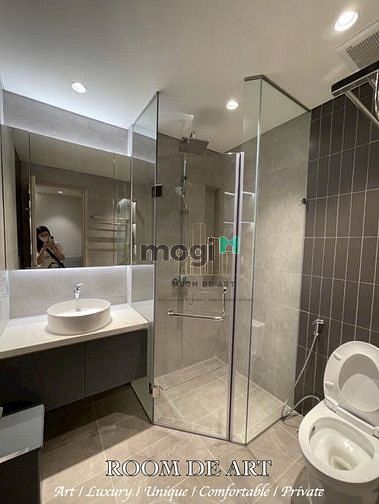 Hình ảnh Căn Hộ 2PN Cao Cấp Bao Phí New Seal Vị Trí Đắc Địa Quận 3