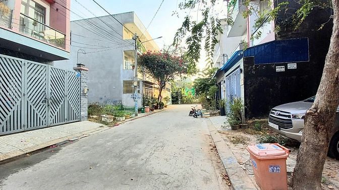 Hình ảnh Bán đất hẻm số 124 đường võ văn hát P long trường .Tp thủ đức