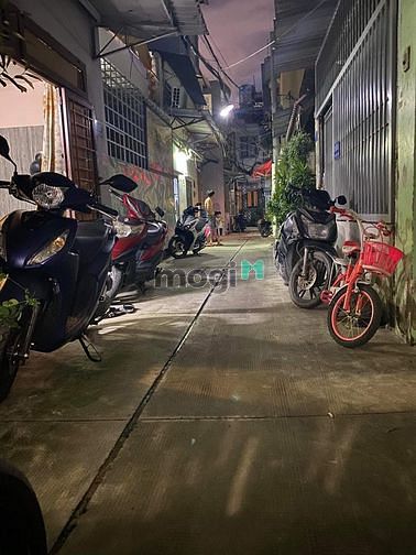 Hình ảnh Bán nhà Tân Phú 50m chỉ 3.65 tỷ