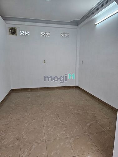 Hình ảnh Cho thuê nhà hẻm xe hơi Cộng Hòa, Phường 4, Quận Tân Bình