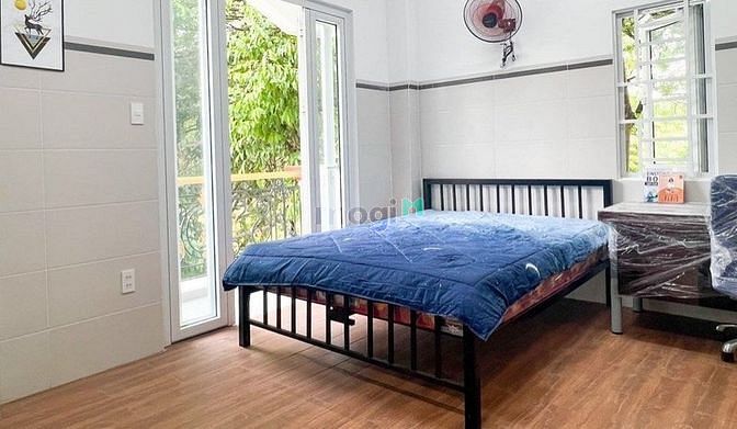 Hình ảnh Phòng siêu đẹp lại còn có ban công , full luôn nội thất mà giá có 3tr9