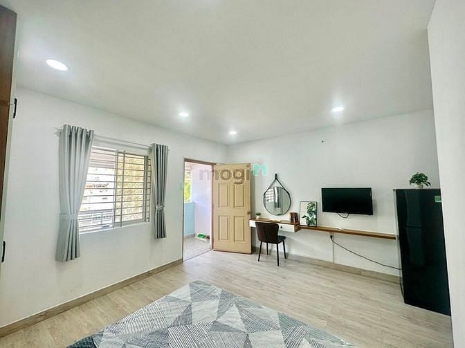 Hình ảnh Studio có ban công năm ngay gần cv Hoàng Văn Thụ quận Tân bình