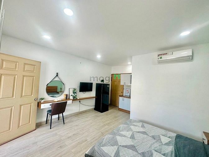 Hình ảnh Studio có ban công năm ngay gần cv Hoàng Văn Thụ quận Tân bình