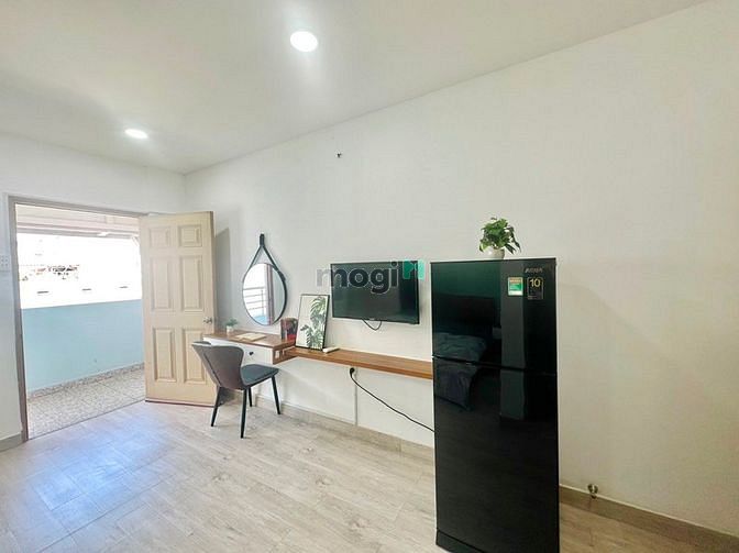 Hình ảnh Studio có ban công năm ngay gần cv Hoàng Văn Thụ quận Tân bình