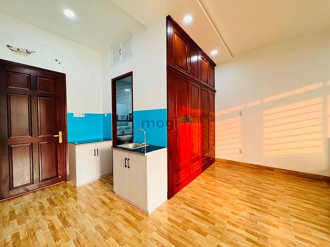 Hình ảnh Studio bancol full nt cho thuê gần chợ Phạm Văn Bạch, phường 15 TB