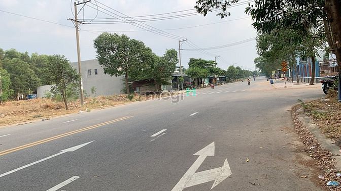 Hình ảnh tôi chính chủ bán gấp 300m2( 10x30) đất thổ cư liền kề tp.hcm