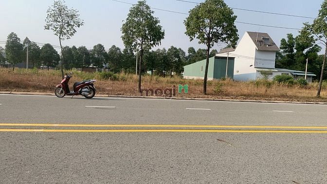 Hình ảnh bán nhanh 150m2. 5x30đất thổ cư,liền kề tp.hcm
