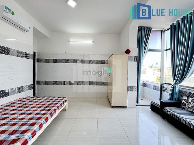 Hình ảnh Phòng Full Nội Thất Ban Công - View Kính - Etown Cộng Hòa - Giữ T4