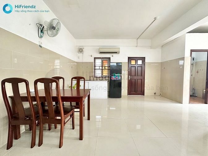 Hình ảnh Studio trống sẵn ngay Lã Xuân Oai, không giới hạn người ở