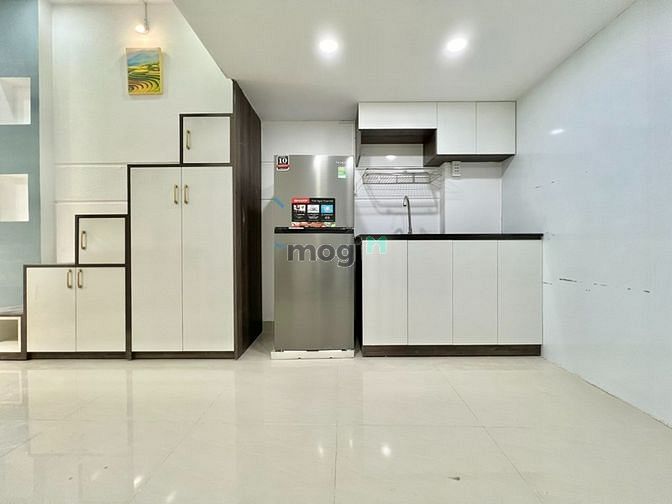Hình ảnh Penhouse Bao Phí Full NT_Gần Chợ Hồ Thị Kỷ_Bùi Viện_ĐH Phạm Ngọc Thach
