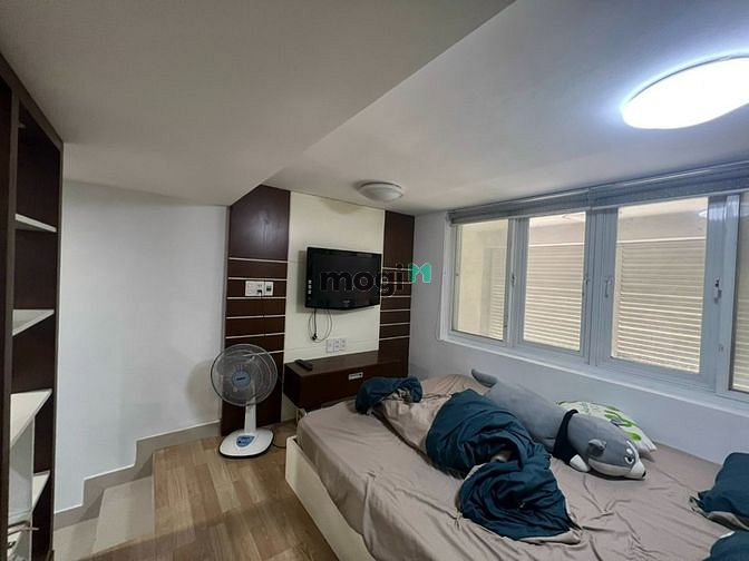 Hình ảnh Mb6623 nạp rút nhanh chóng Studio_Cửa sổ lớn_Gần UEHcsA, chợ Tân Định, CV Lê Văn Tám