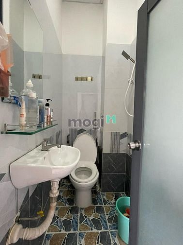 Hình ảnh Nhà 3 Tầng - 4PN Nguyễn Phúc Chu- Tân Bình