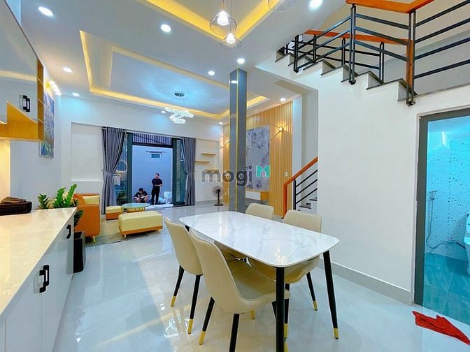 Hình ảnh MT hẻm lớn Phan Văn Trị, Phạm văn Đồng. 50m2 3 tầng 5.55t