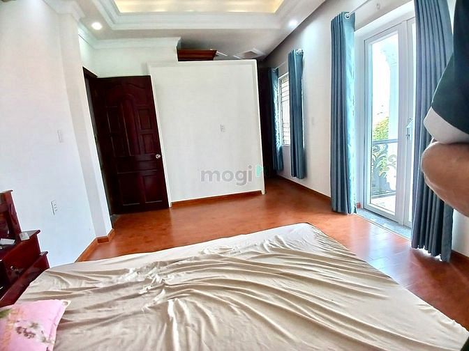 Hình ảnh Căn Hộ Cao Cấp Ban Công Thoáng ngay Phan Huy Ích, P15 Tân Bình