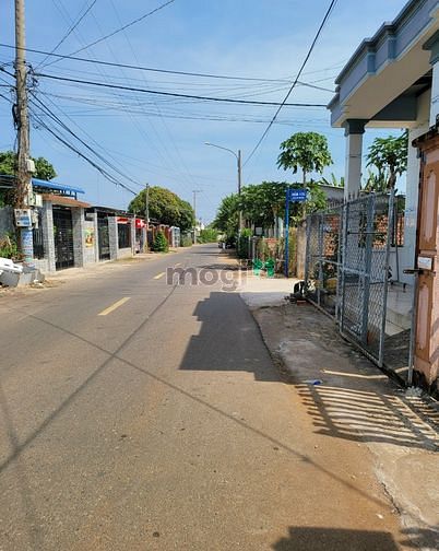 Hình ảnh Quá Nóng ... Chính Chủ Bán Gấp Lô Đất. 6x17 thổ cư 100%