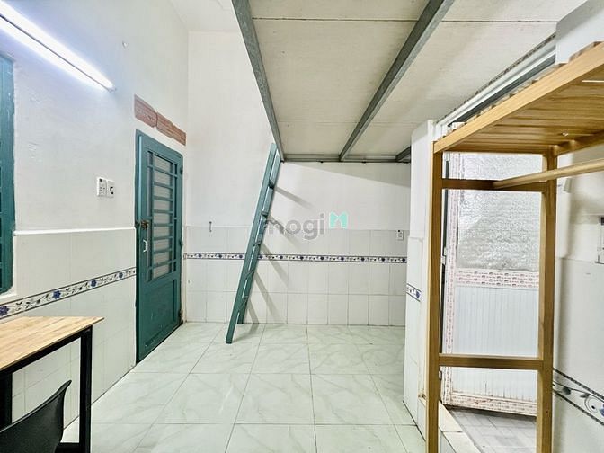 Hình ảnh Phòng giá rẻ ngay chợ Lê văn quới