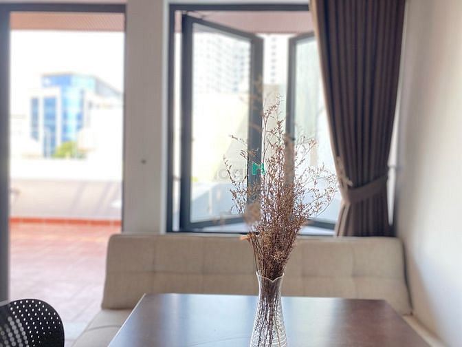 Hình ảnh Căn Hộ Phong Cách Tối Giản Gần Sân Bay