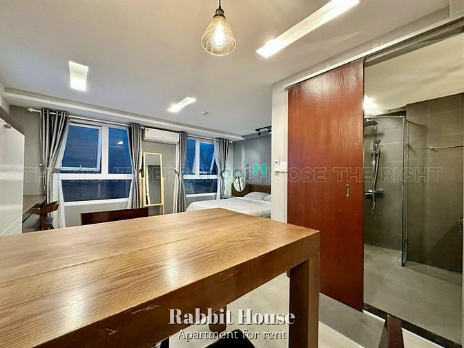 Hình ảnh Cho Thuê Căn Hộ Cao Cấp 50m2 Bao Phí Full Service Ngay Chợ Tân Định Q1