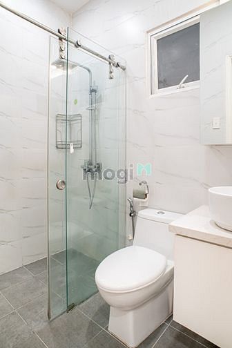 Hình ảnh Cho Thuê Căn Hộ 1PN Cao Cấp 45m2 Bancol Giặt Riêng Gần Bộ Công An Q1