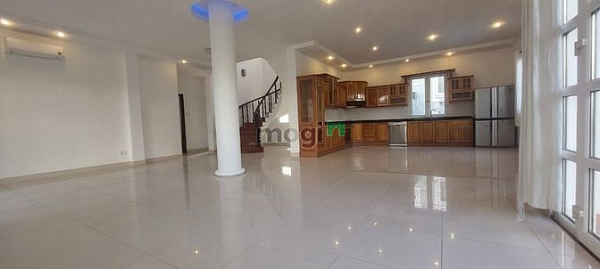 Hình ảnh Biệt thự sân vườn hồ bơi Compound Thảo Điền, 350 m2 chỉ có 108 triệu