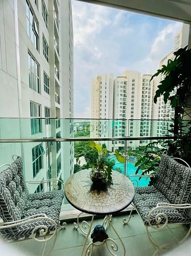 Hình ảnh Căn 2PN,view Hồ bơi, tầng cao thoáng mát, full NT, giá 24 bao phí