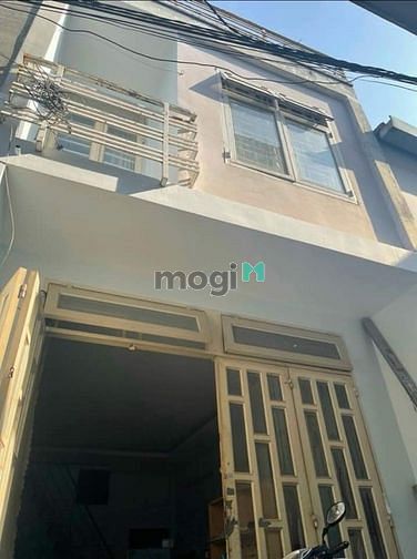 Hình ảnh Chỉ 1 tỷ 327 nhà 2 tầng đường Phạm Văn Bach, Quận Tân Bình. SHR