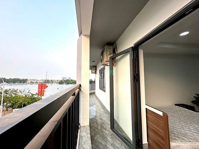 Hình ảnh Căn Hộ Full Nội Thất - Ban Công View Sông