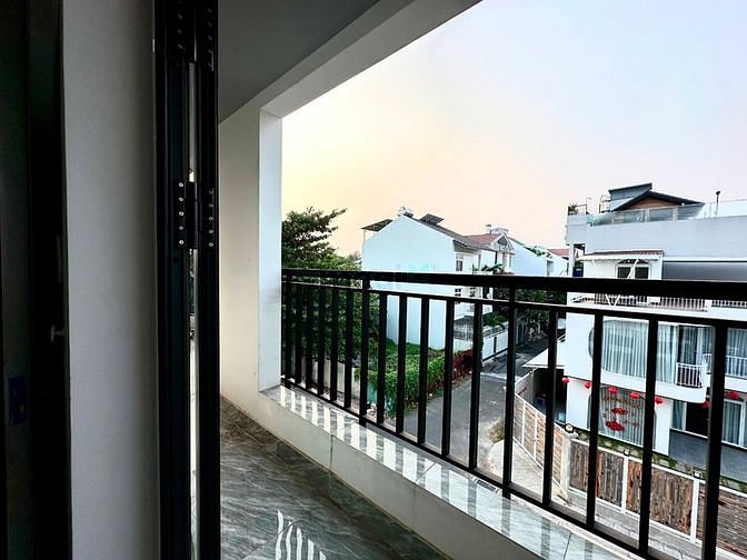 Hình ảnh Căn Hộ Full Nội Thất - Ban Công View Sông