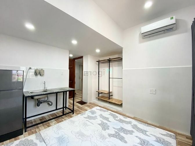 Hình ảnh Một căn phòng Studio có ban công với giá siêu hạt dẻ tại Quận 2.