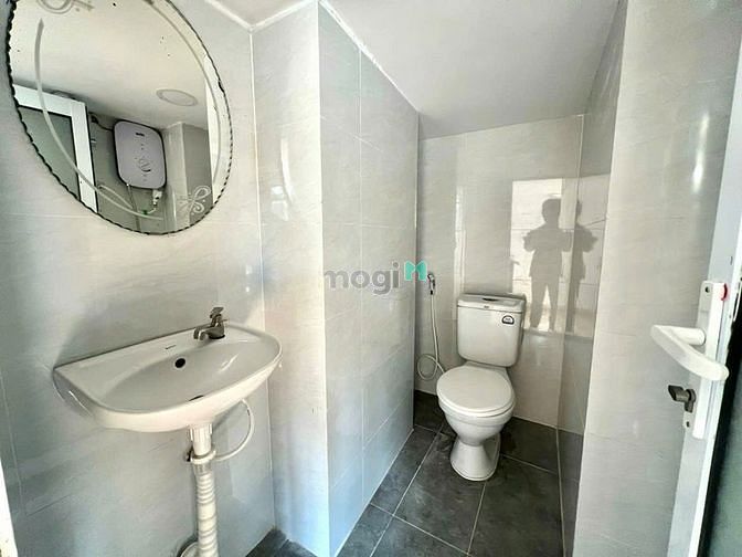 Hình ảnh (New) Duplex Ban Công_Máy Giặt Riêng 30m2 Đ. Tô Hiến Thành Q10