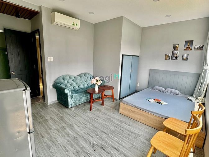 Hình ảnh Trung Sơn nhà mới xây full nội thất , ban công gần Cao Đẳng Việt Mỹ