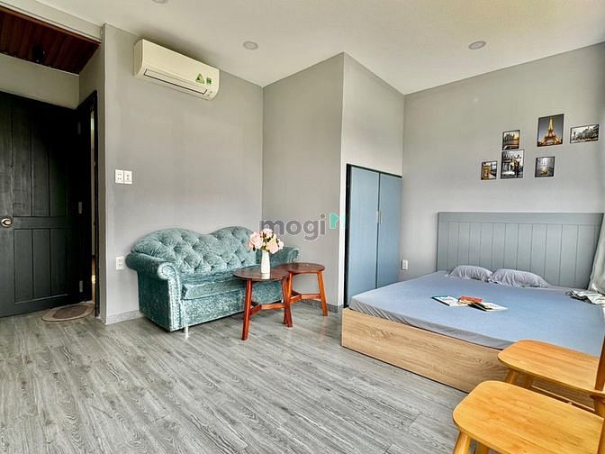 Hình ảnh Trung Sơn nhà mới xây full nội thất , ban công gần Cao Đẳng Việt Mỹ