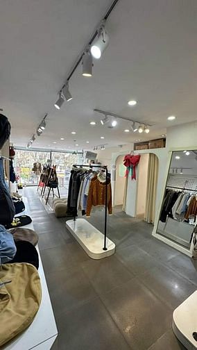 Hình ảnh Cho thuê nhà mặt phố Thái Hà - Đống Đa