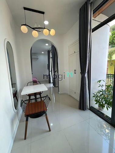 Hình ảnh CHDV ngay công hiên Hoàng Văn Thụ, KV Sân Bay, Tân Bình.