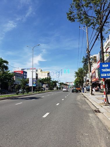 Hình ảnh Cho thuê nhà 3 tầng mặt tiền đường Xô Viết Nghệ Tĩnh - 18tr/tháng