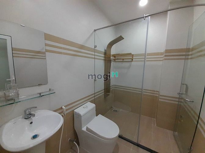 Hình ảnh Cho thuê nhà MT 660A CMT8 P.11 Q.3