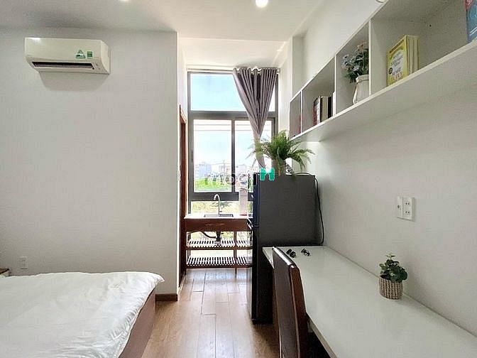 Hình ảnh Cho Thuê Căn Hộ Ban Công Mới 100% Nguyễn Cảnh Dị Tân Bình