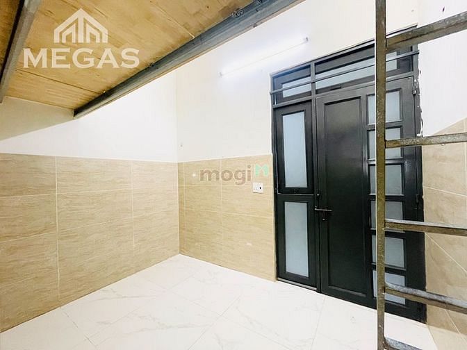 Hình ảnh Cho Thuê Căn Hộ Có Gác Thang Máy Ngay Cộng Hòa Tiện Nghi
