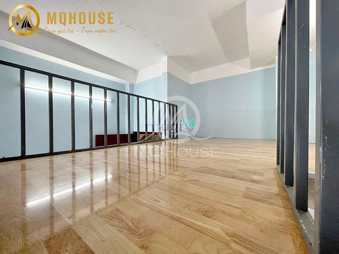 Hình ảnh Duplex ban công full nội thất, phòng rộng giá hạt dẻ gần Đầm Sen