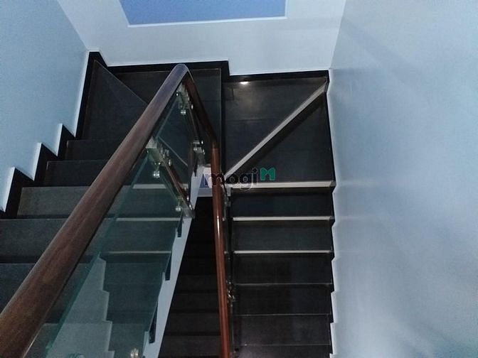 Hình ảnh Cần cho thuê nhà MT 18A Hoa Sứ P.2 Q.PN
