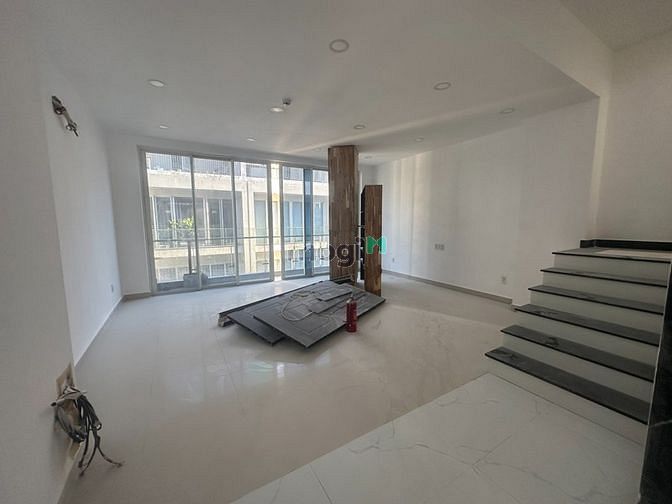 Hình ảnh Cho thuê Shophouse Saritown sala Giá 4300$ có thang máy, máy lạnh