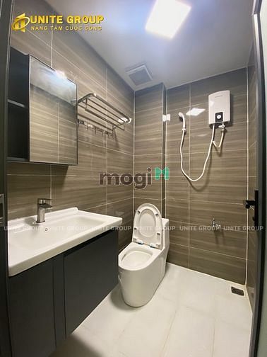 Hình ảnh Studio full nội thất giữa trung tâm Quận 3 có cửa sổ gần Q1