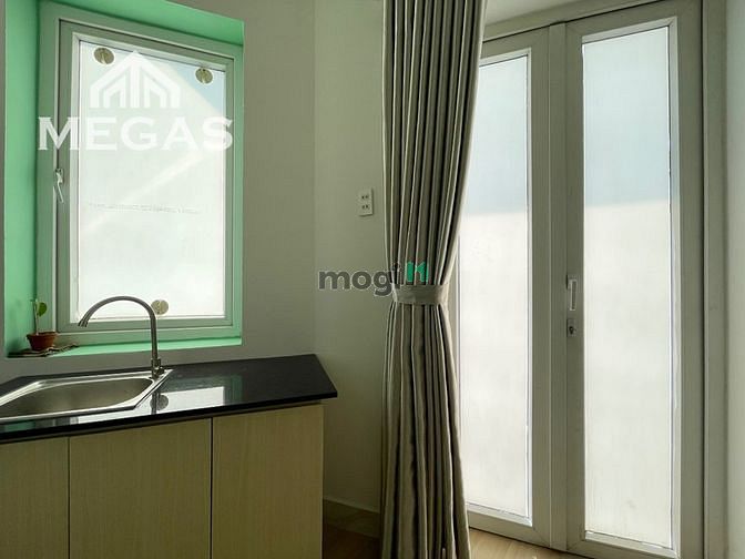 Hình ảnh Cho Thuê Căn Hộ Ban Công Full NT Ngay Phường 14 - Âu Cơ - Đồng Đen