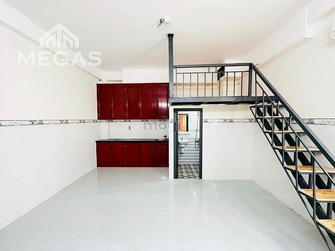 Hình ảnh MỚI XÂY - CHDV Gác Cao - Full Nội Thất - Thang Máy ngay Ngã Tư Bốn Xã