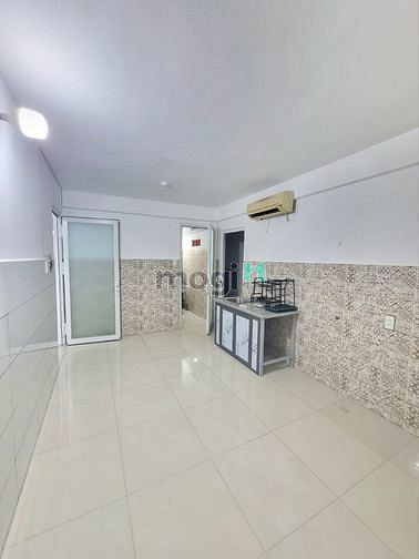 Hình ảnh Cho thuê phòng 25m có máy lạnh cạnh ĐH Công Thương Tân Phú