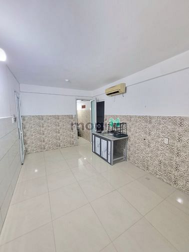 Hình ảnh Cho thuê phòng 25m có máy lạnh cạnh ĐH Công Thương Tân Phú