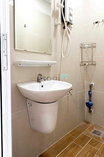 Hình ảnh Mb6623 nạp rút nhanh chóng Studio Full nội thất có cửa sổ ngay Quận 1, gần cầu Khánh Hội