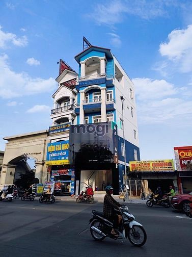 Hình ảnh Cho thuê nhà mặt tiền 110a Phan Văn Trị Bình Thạnh